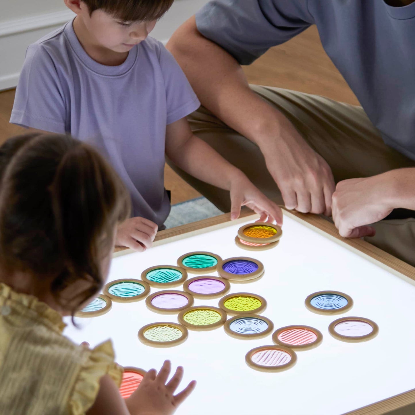 Light and Color Textured Discs
